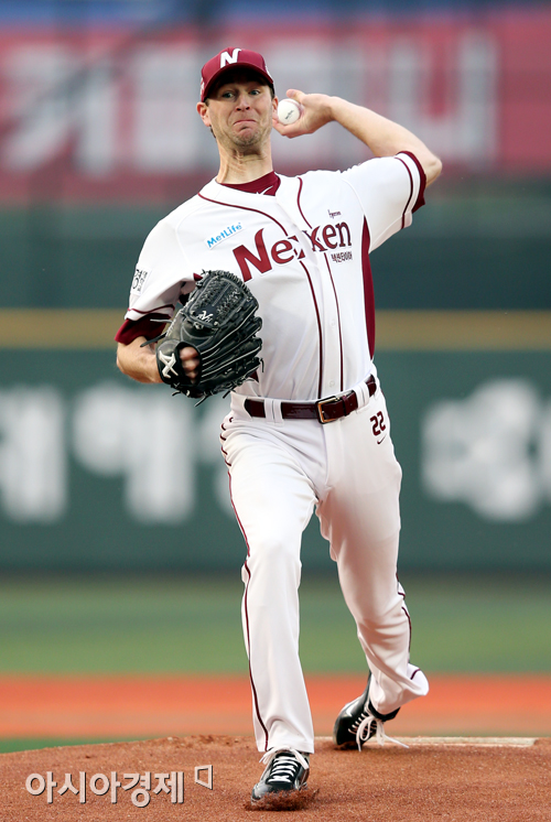 [포토] 밴 헤켄 '승리는 계속된다'