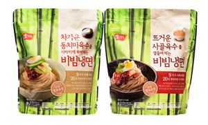▲풀무원, 육수와 함께 먹는 비빔냉면 2종