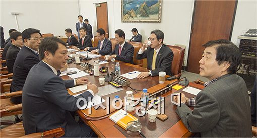 [포토]"추경안, 오늘 중으로 처리하겠습니다"