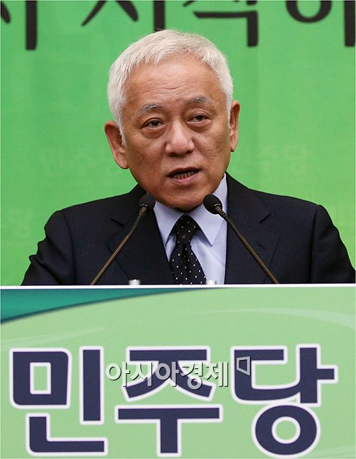 [포토]모두 발언하는 김한길 민주당 대표