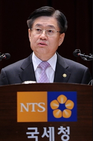 ▲김덕중 국세청장