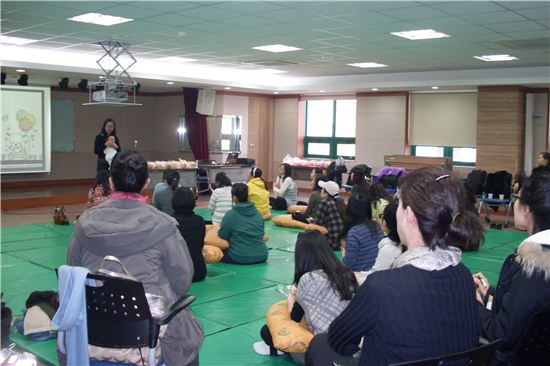 강북구, 직장인 부부 위한 출산준비교실 운영