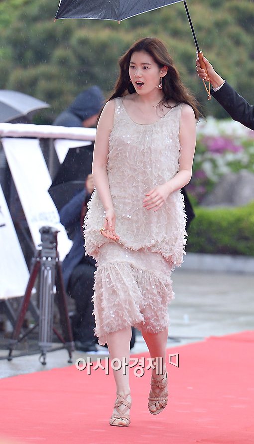 [포토]정은채, 갑작스런 추위에 '깜짝'