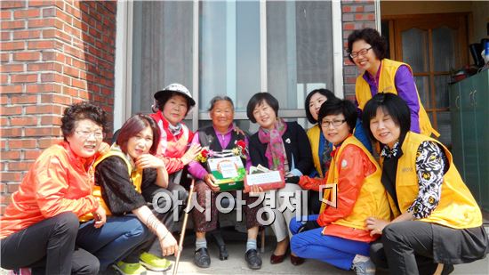장흥지역자활센터 가정의 달 위문 행사 펼쳐 