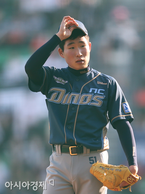 [포토] 이재학 '추위 가니 더위 오네'