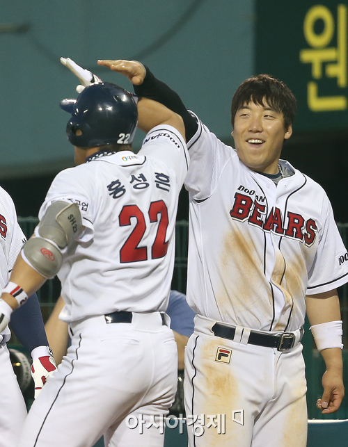 [포토] 김현수 '머리를 노려라'