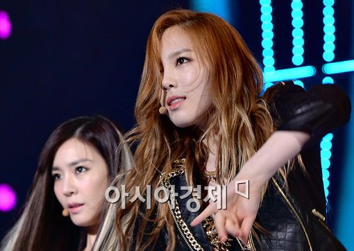 [포토]태연, 작은키에서 뿜어져 나오는 파워!