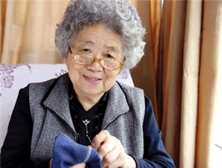 70세 김밥 할머니, “상한가포착기”에 함박웃음! 투자비결은...