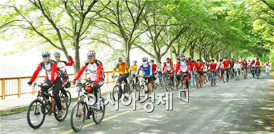 [포토]구례군 2013 군민 건강 자전거타기 행사 개최