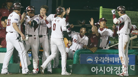 [포토] 타선 대폭발 넥센 '득점은 계속된다'