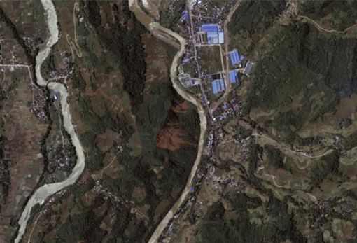 아리랑3호가 2013년 5월 촬영한 쓰촨성 지진 피해 현장. 지금은 국내 경지면적 조사에도 적극 활용된다.