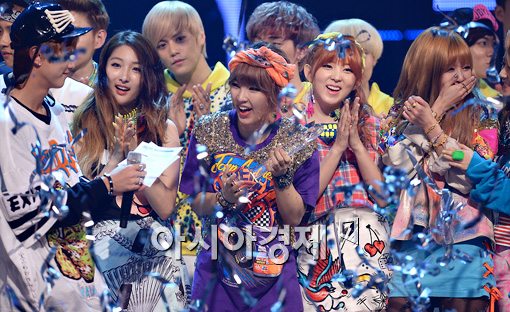 [포토]포미닛, '엠카' 2주 연속 1위