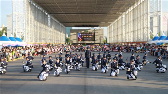 대전서 펼쳐진 ‘부처님 오신 날 불교문화대축제’
