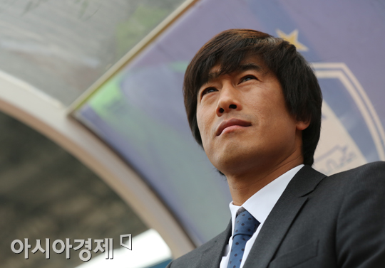 [포토] 서정원 감독 '방울뱀 잡자!'