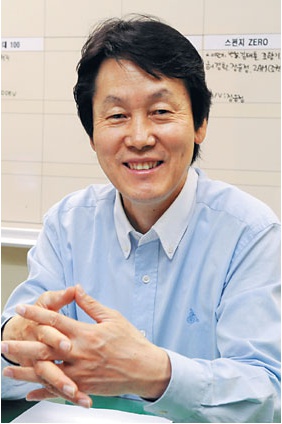 'KBS 센터장' 전진국, 28년 실무 노하우 책으로 담았다