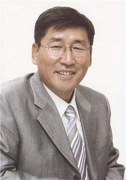 우정민 웅진홀딩스 신임대표이사.