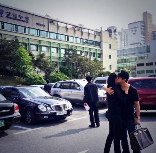 신현준, 혼인신고 인증샷 공개…결혼 전 '품절남' 선언