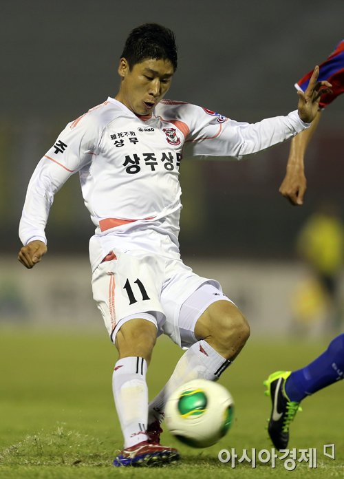 [포토] 슈팅 때리는 이근호