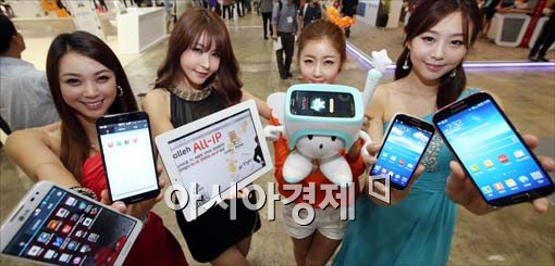 [포토]2013 월드 IT쇼, 다양한 IT쇼 보러 오세요~