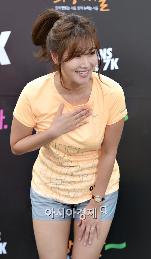 [포토]'예비신부' 주아민, 설레는 가슴 안고~