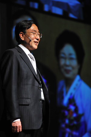 시각장애인 이수민 교수, 세계 3대 인명사전 모두 등재