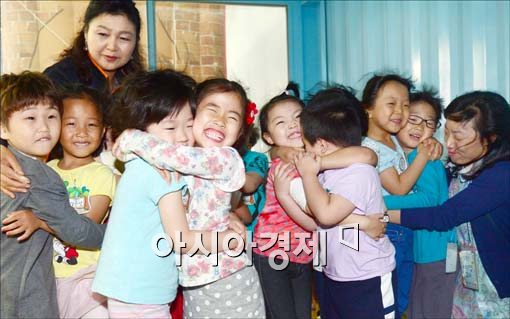 [포토]풍량재해 체험하는 어린이들