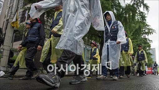 [포토]'도심 행진'