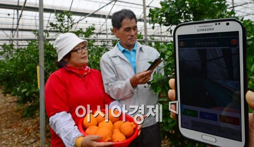 [포토]SK텔레콤 농가 활성화 프로젝트 '스마트팜' 선보여 