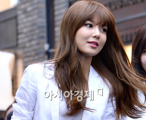 [포토]'소시' 수영, 긴 생머리 휘날리며~
