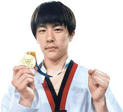 누나 살리고 金 딴 태권소년 "골수이식 문제 없어"