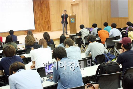 호남대 신문방송학과, 언론인 초청 특강 