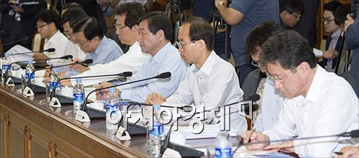 [포토]심각한 국무위원들