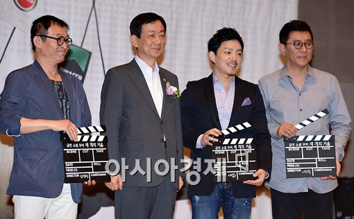 [포토]포즈 취하는 이범수-김경형-이지승