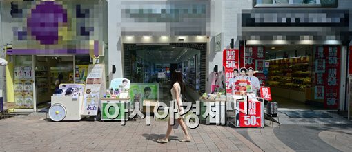 [포토]텅 빈 거리에도 문 활짝! 에어컨 빵빵! 