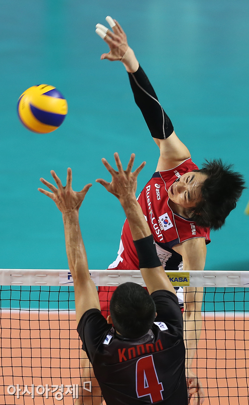 [포토] 전광인 '강력한 스파이크!'