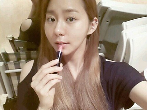 유이 민낯, 무결점 피부 과시…'청순미 폭발' 