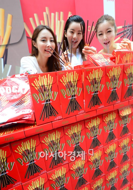 [포토]원조 초코 스틱과자 '포키' 국내 출시 