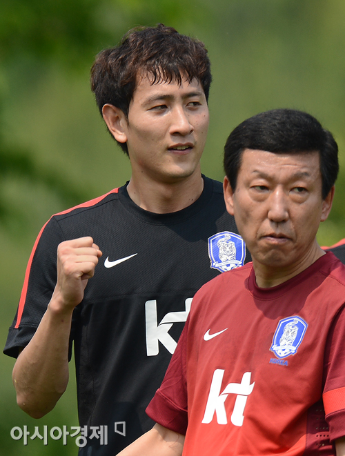 [포토] 지동원 '주먹 불끈 쥐고, 다시 시작이다'