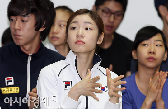[포토] 박수치는 김연아