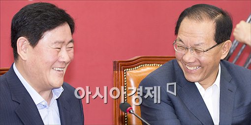 [포토]기분좋은 새누리당 지도부