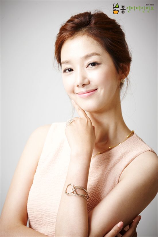 정소영, 연극 ‘고부전쟁’ 주인공 캐스팅‥워킹맘役