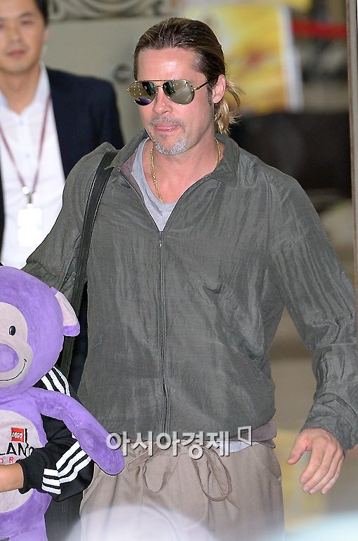 [포토]'내한' 브래드 피트, 긴장되네~