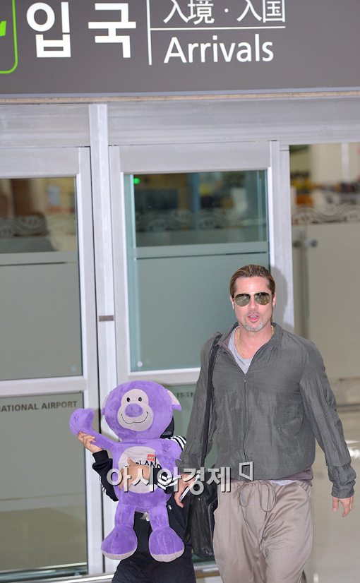 [포토]브래드 피트, 아들과 함께 내한