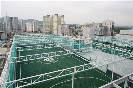 새로 오픈한 제2, 3 경기장
