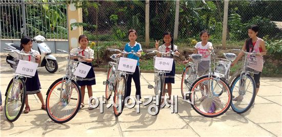 남원시, 베트남 초등학생 22명에 자전거 선물