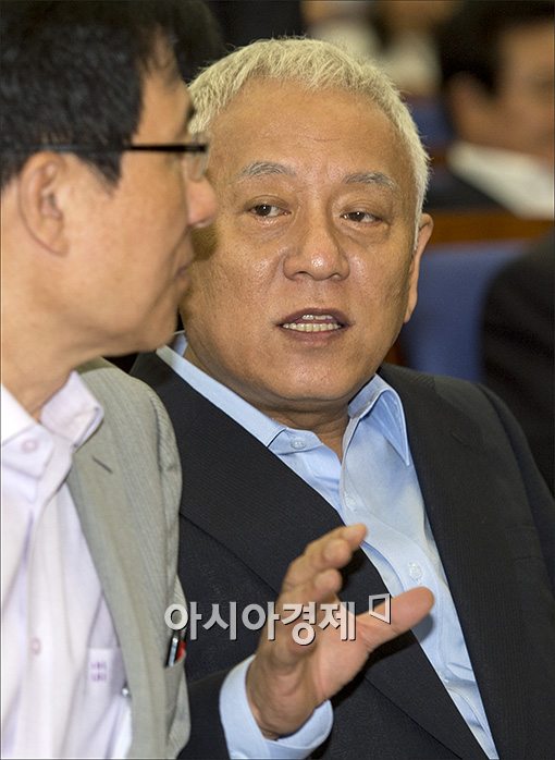 [포토]'황교안 법무부 장관 해임건의안 논의중(?)'