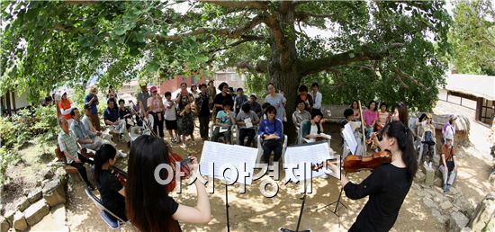 시와 음악이 흐르는 영랑생가
