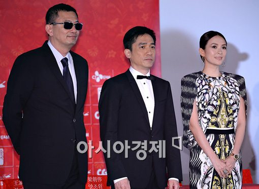 [포토]포즈 취하는 2013 중국영화제 개막작 '일대종사'팀!