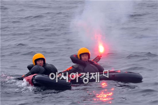 살아서 돌아와라... 공군조종사 생환훈련