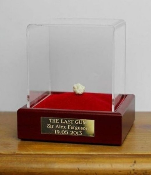 흔한 껌 가격 "퍼거슨 맨유 전 감독 씹던 껌값이 무려…"